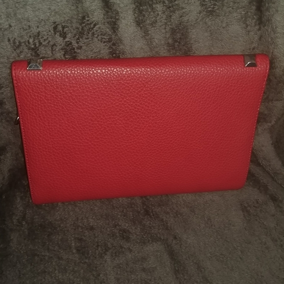 Red Convertable Clutch - Picture 7 of 7